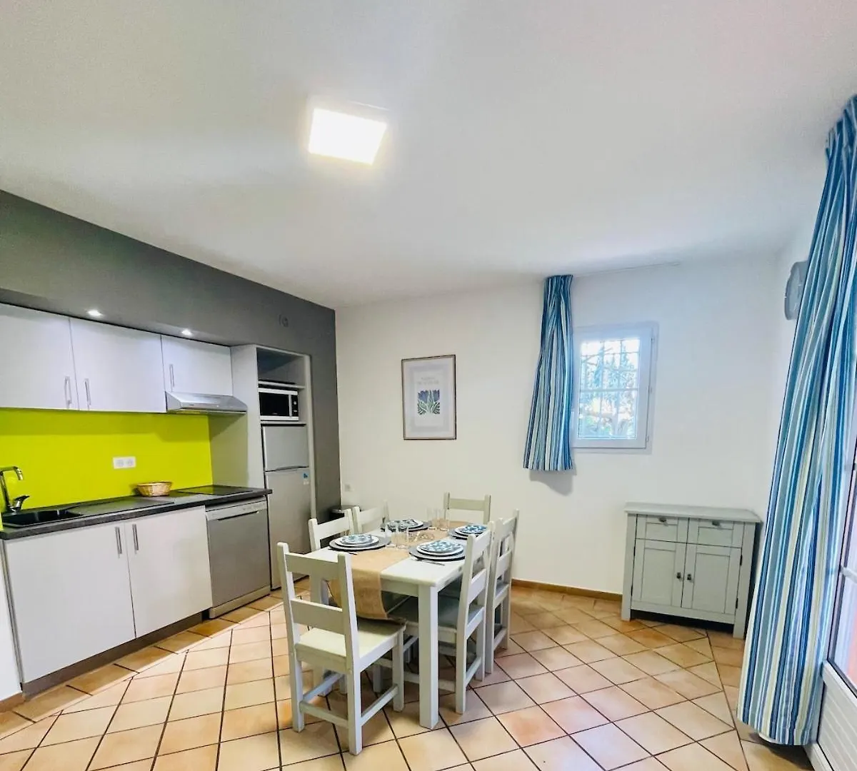 Appartement 4 Personnes Residence La Palmeraie Grimaud Apartment